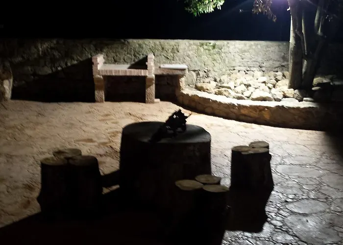 Cavernas Del Bisonte 산틸라나델마르